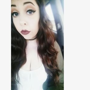 Meet your Posher, Macie